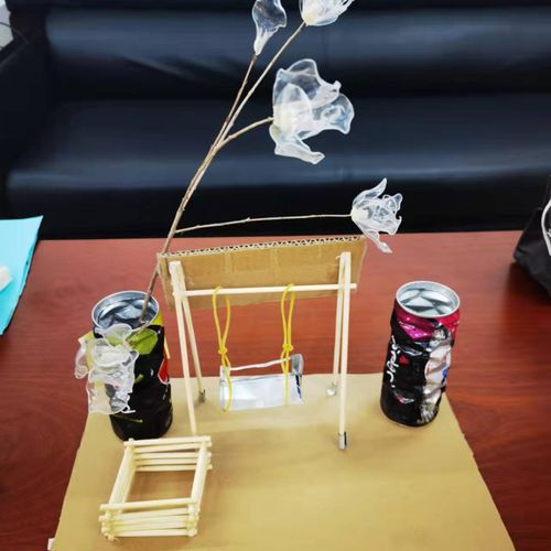 惠州市财经职业技术学校环保工艺品创意比赛及工艺美术品礼仪用品销售活动